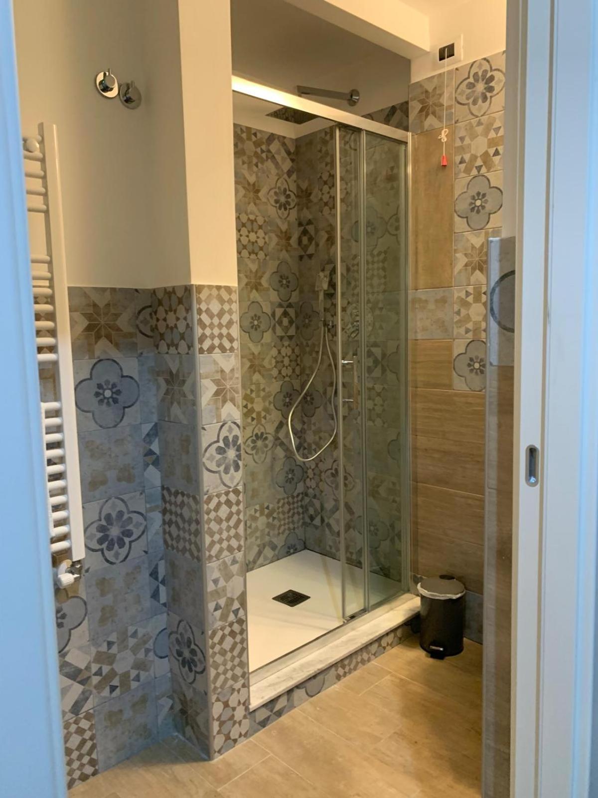 Albergo Locanda Diana ジェノヴァ エクステリア 写真